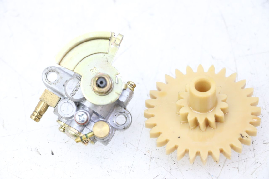 photo de OIL PUMP APRILIA ETX 125 (1998 - 2002) - Main view