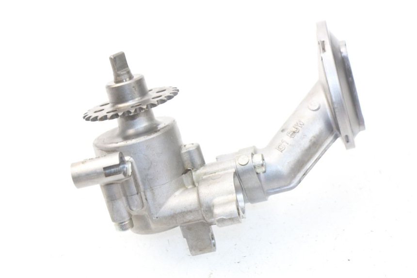 photo de OIL PUMP YAMAHA FJR ABS 1300 (2006 - 2012) - Alternative perspective