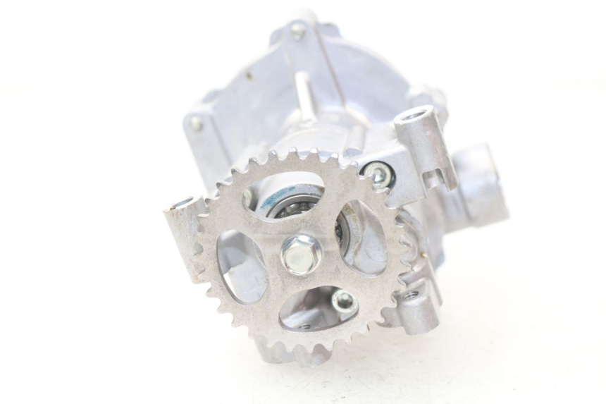 photo de OIL PUMP YAMAHA FZ8 800 (2010 - 2016) - Fixing points details