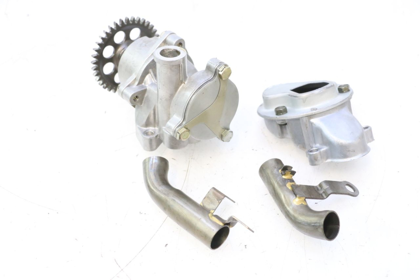 photo de OIL PUMP SUZUKI GSF N BANDIT 1200 (2001 - 2005) - Fixing points details