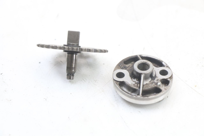 photo de OIL PUMP HONDA NES AROBASE 125 (2000 - 2003) - Zoom on usage condition