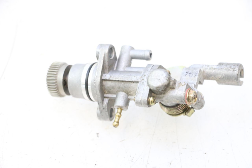 photo de OIL PUMP KEEWAY HURRICANE 50 (2006 - 2019) - Alternative perspective