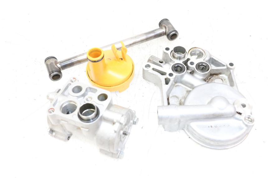 photo de OIL PUMP KAWASAKI GTR 1000 (1994 - 2004) - Component detail