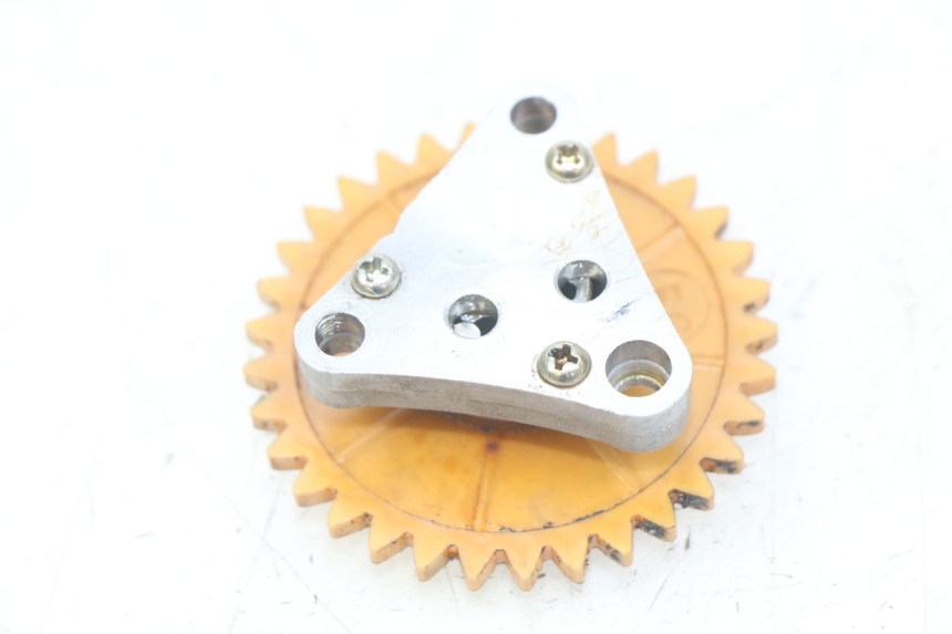 photo de OIL PUMP PEUGEOT KISBEE 4T 50 (2018 - 2022) - Zoom on usage condition