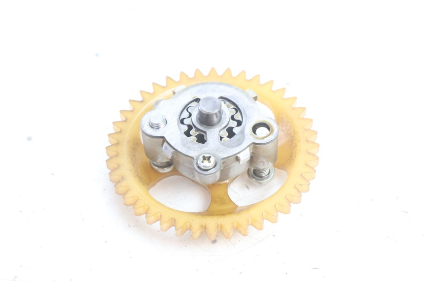 photo de OIL PUMP YAMAHA N-MAX NMAX 125 (2021 - 2024) - Zoom on usage condition