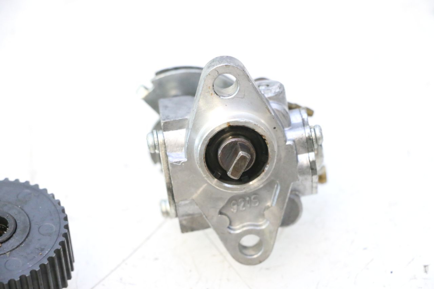 photo de OIL PUMP PIAGGIO NEW TYPHOON 50 (2018 - 2021) - Technical close-up