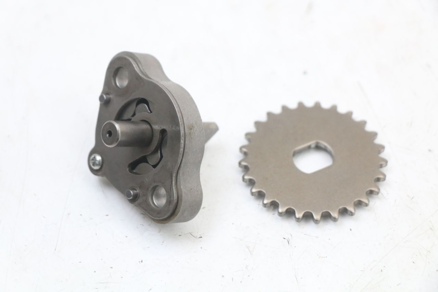 photo de OIL PUMP PEUGEOT BELVILLE 125 (2017 - 2021) - Zoom on usage condition