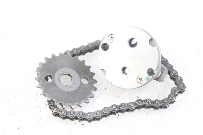 photo de OIL PUMP APRILIA SCARABEO 100 (2003 - 2012) - Component detail