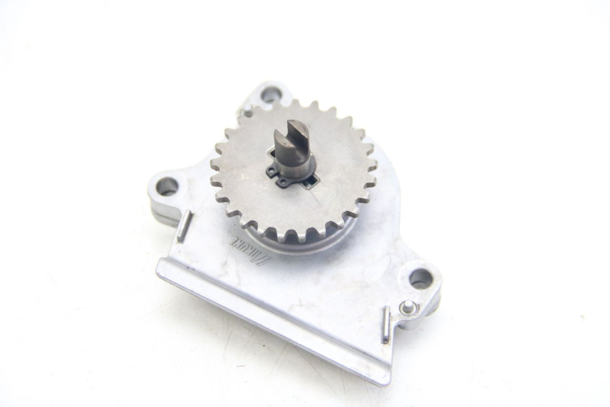 photo de OIL PUMP SUZUKI SIXTEEN 125 (2008 - 2010) - Main view