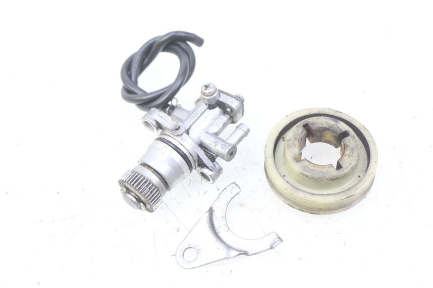 photo de OIL PUMP YAMAHA SLIDER NAKED 50 (2004 - 2018) - Component detail