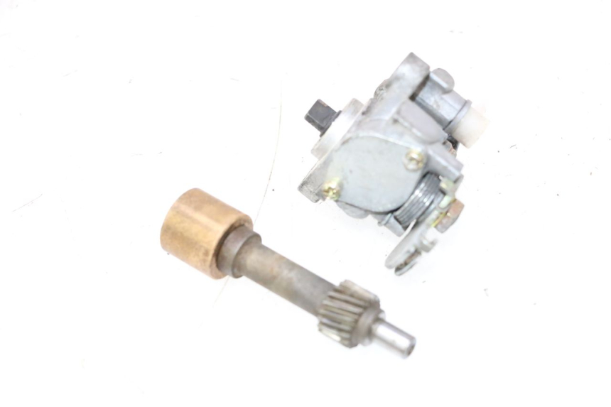 photo de OIL PUMP PEUGEOT SPEEDFIGHT LC 50 (1996 - 2002) - Zoom on usage condition