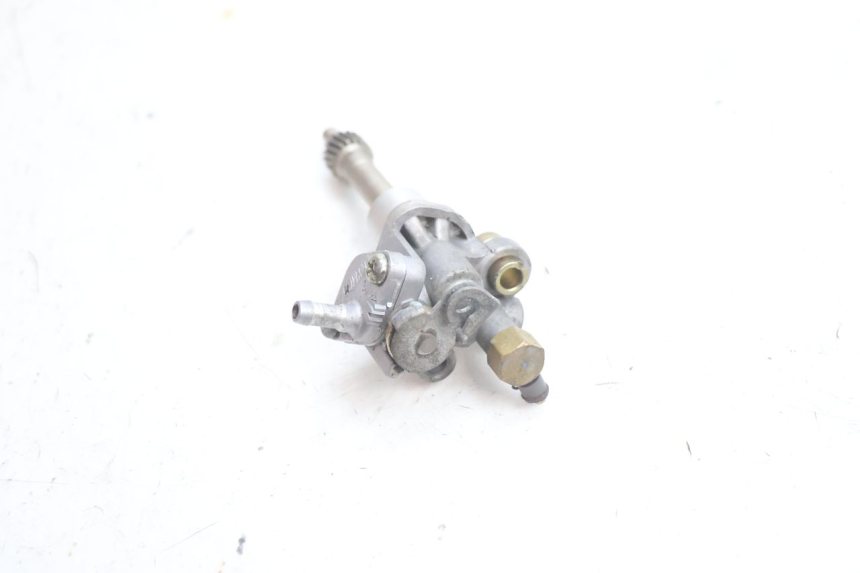 photo de OIL PUMP KYMCO SUPER 8 2T 50 (2007 - 2013) - Alternative perspective