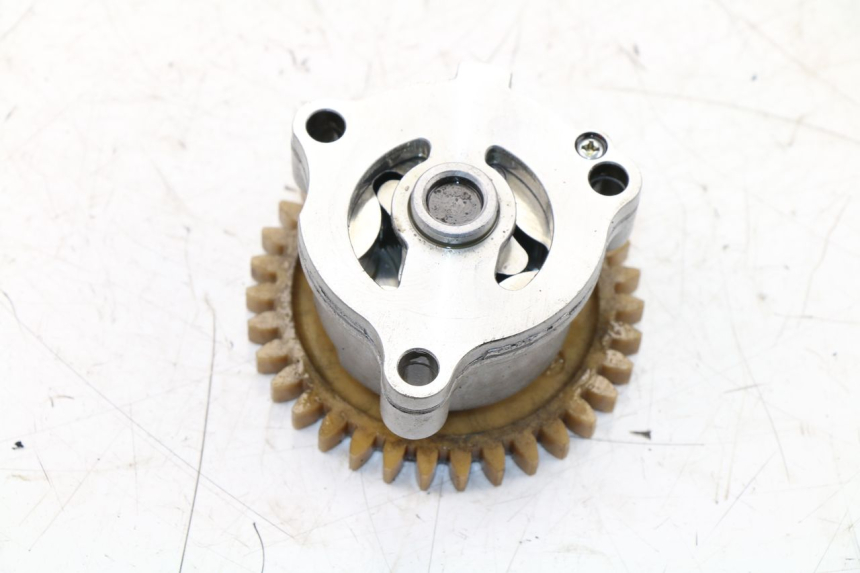 photo de OIL PUMP SUZUKI SFV GLADIUS 650 (2009 - 2015) - Component detail