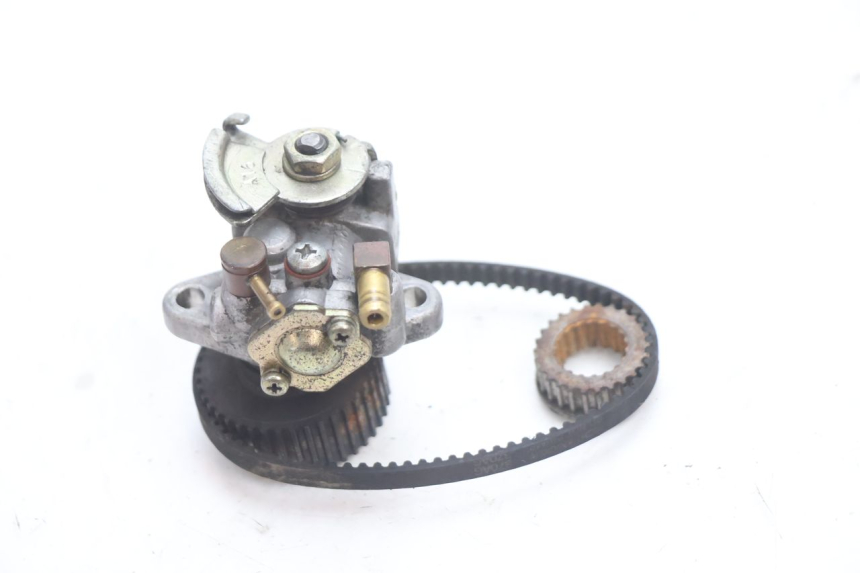 photo de OIL PUMP PIAGGIO TYPHOON 50 (2000 - 2009) - Alternative perspective