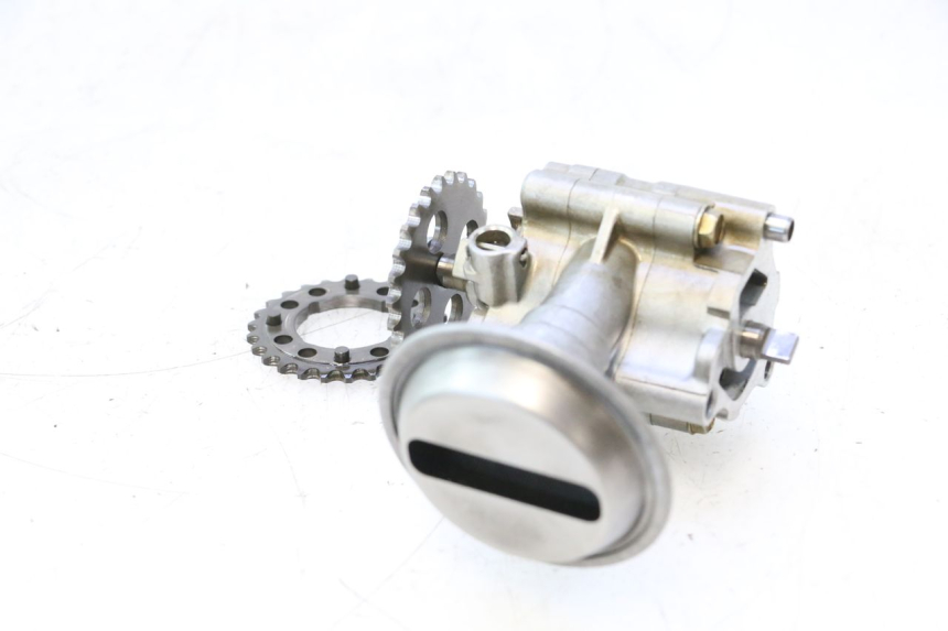 photo de OIL PUMP HONDA VFR FI RC46 800 (1998 - 2001) - Zoom on usage condition
