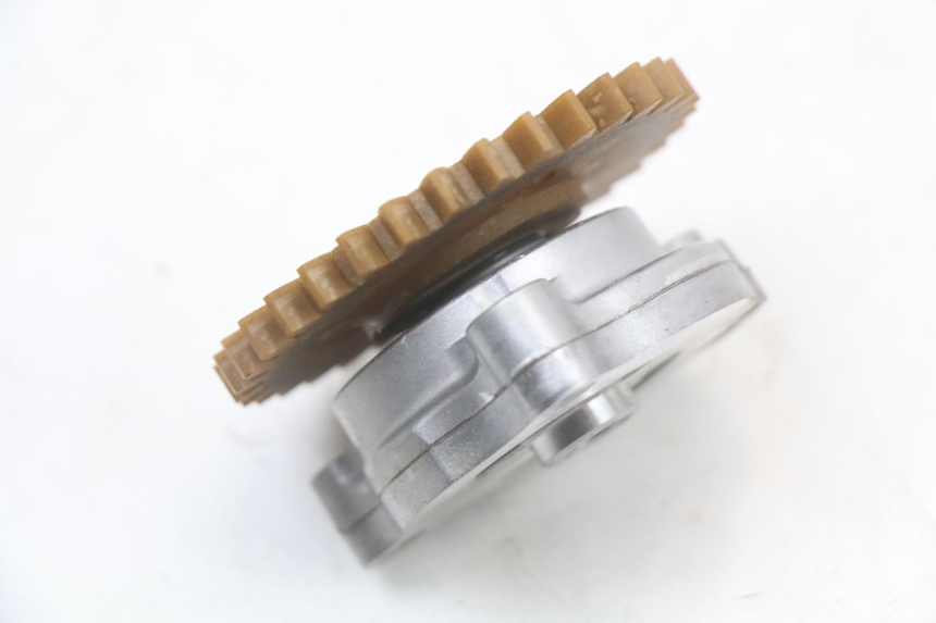 photo de OIL PUMP SUZUKI VL INTRUDER 125 (2004 - 2007) - Main view