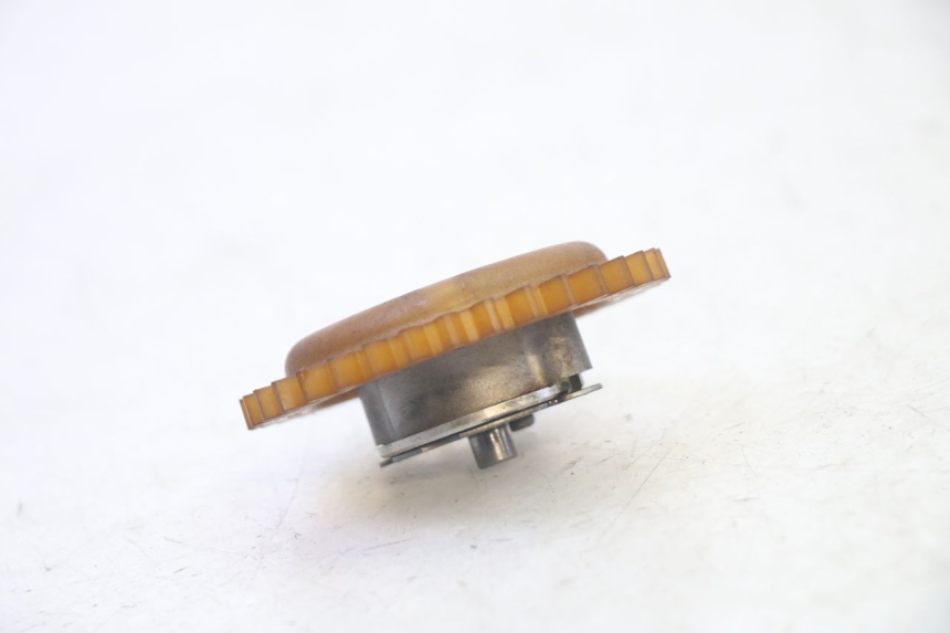 photo de OIL PUMP YAMAHA X-MAX XMAX 125 (2010 - 2013) - Alternative perspective