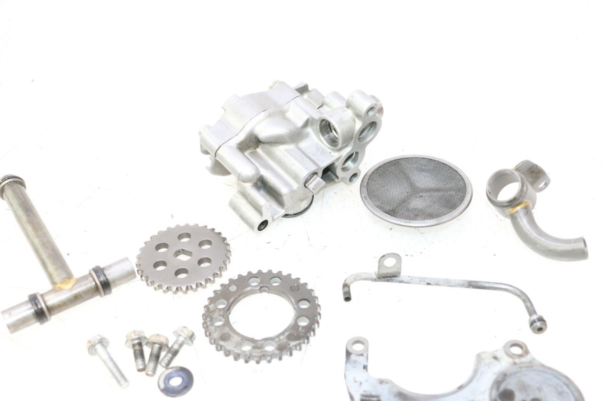 photo de OIL PUMP HONDA XRV AFRICA TWIN 750 (1990 - 1992) - Zoom on usage condition