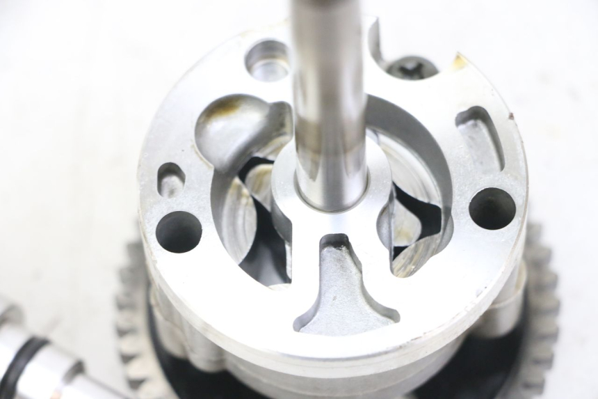 photo de OIL PUMP YAMAHA FZS FAZER 600 (2001 - 2003) - Zoom on usage condition