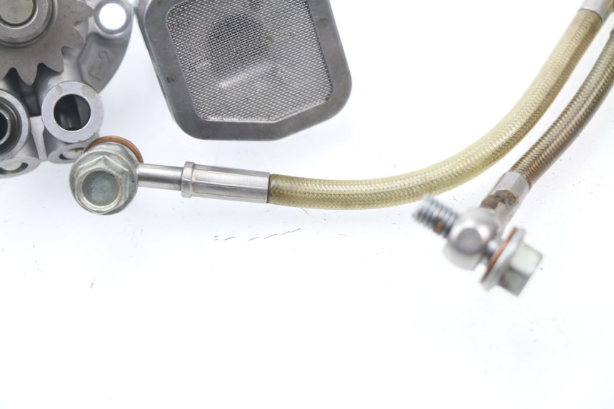 photo de OIL PUMP YAMAHA YZ-F YZF 250 (2007 - 2013) - Surface and material condition