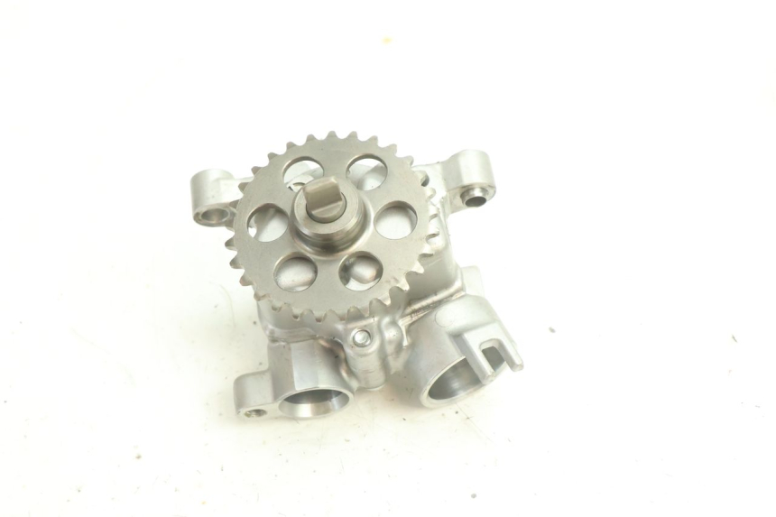 photo de OIL PUMP YAMAHA YZF R6 600 (2008 - 2009) - Alternative perspective