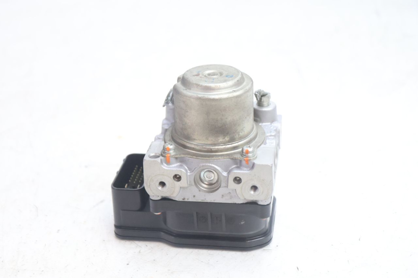 photo de ABS PUMP SUZUKI BURGMAN EXECUTIVE ABS 650 (2006 - 2012) - Product overview