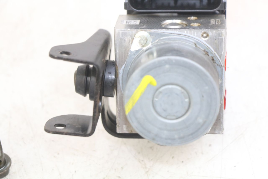 photo de ABS PUMP KYMCO DOWNTOWN ABS 125 (2015 - 2017) - Fixing points details