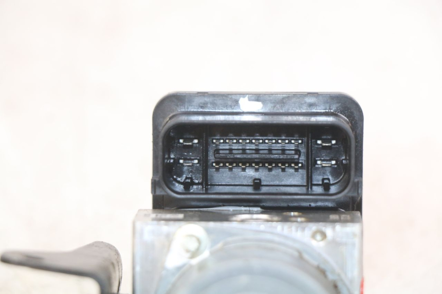 photo de ABS PUMP KYMCO DOWNTOWN ABS 125 (2015 - 2017) - Surface and material condition