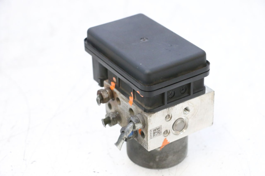 photo de ABS PUMP KAWASAKI ER-6 ER6 F ABS 650 (2012 - 2016) - Additional view of the item