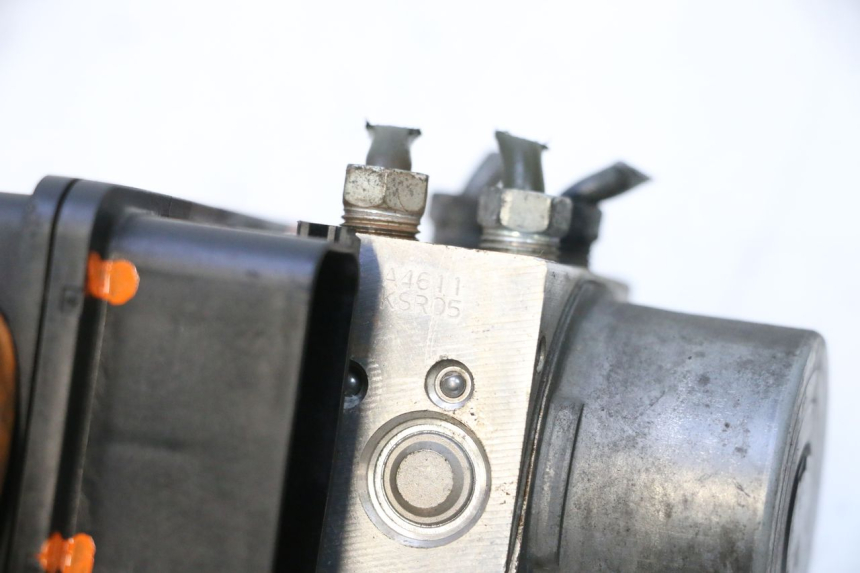 photo de ABS PUMP KAWASAKI ER-6 ER6 F ABS 650 (2012 - 2016) - Zoom on usage condition