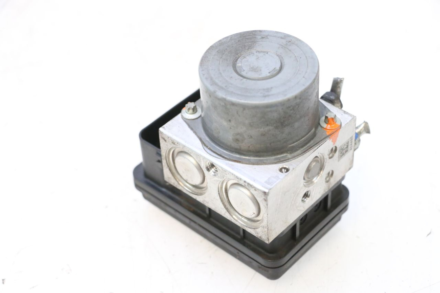 photo de ABS PUMP KAWASAKI ER-6 ER6 F ABS 650 (2012 - 2016) - Surface and material condition