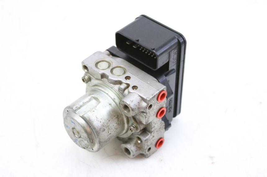 photo de ABS PUMP HONDA FES S-WING SWING ABS 125 (2007 - 2015) - Product overview