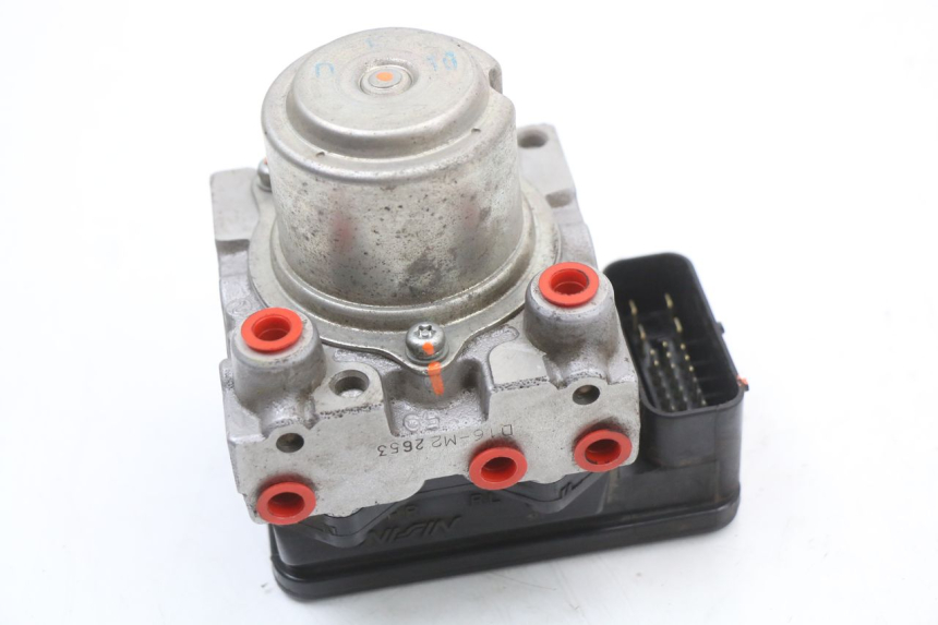 photo de ABS PUMP HONDA FES S-WING SWING ABS 125 (2007 - 2015) - Main view