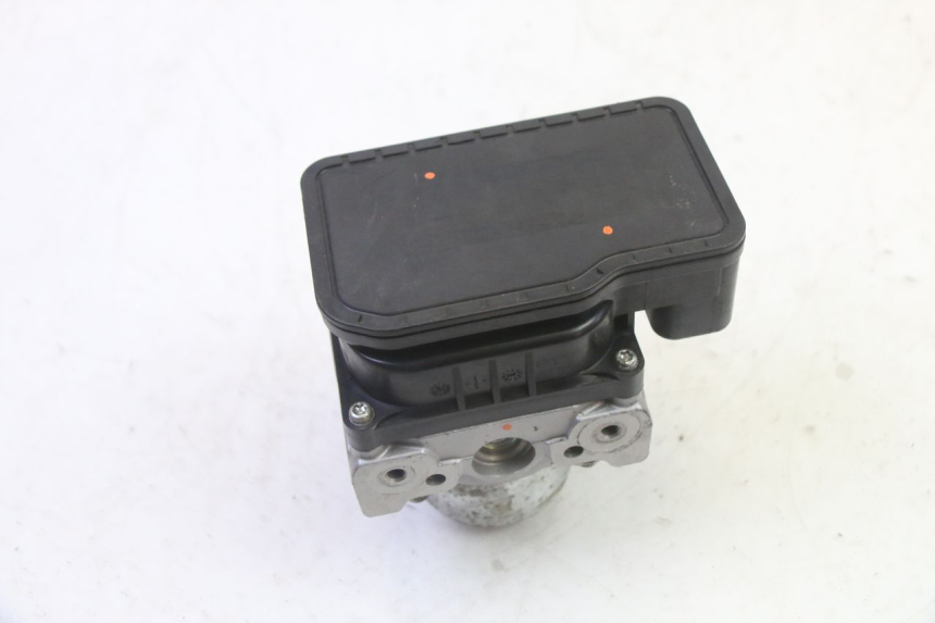 photo de ABS PUMP HONDA FES S-WING SWING ABS 125 (2007 - 2015) - Surface and material condition