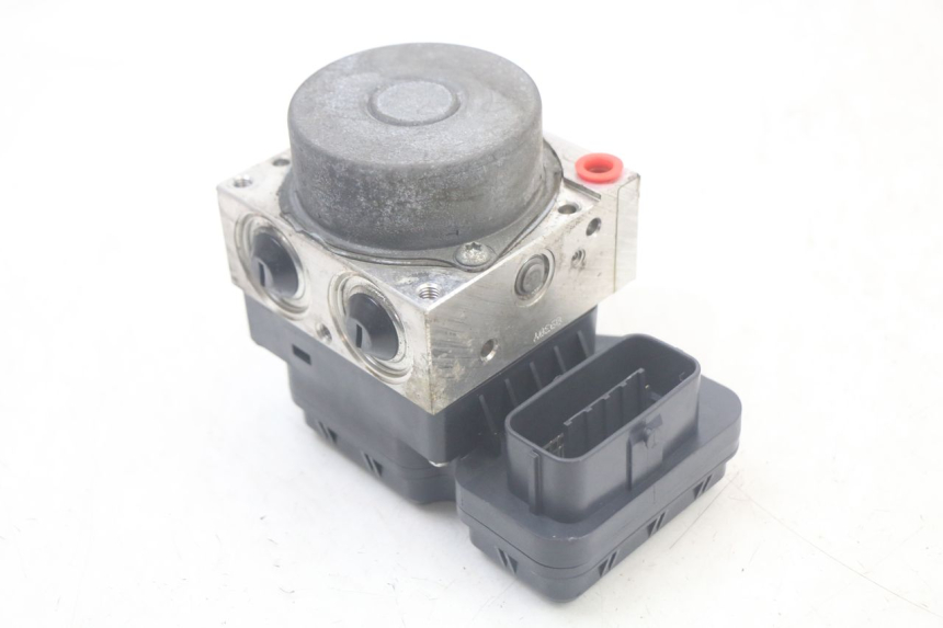 photo de ABS PUMP YAMAHA FJR ABS 1300 (2006 - 2012) - Alternative perspective