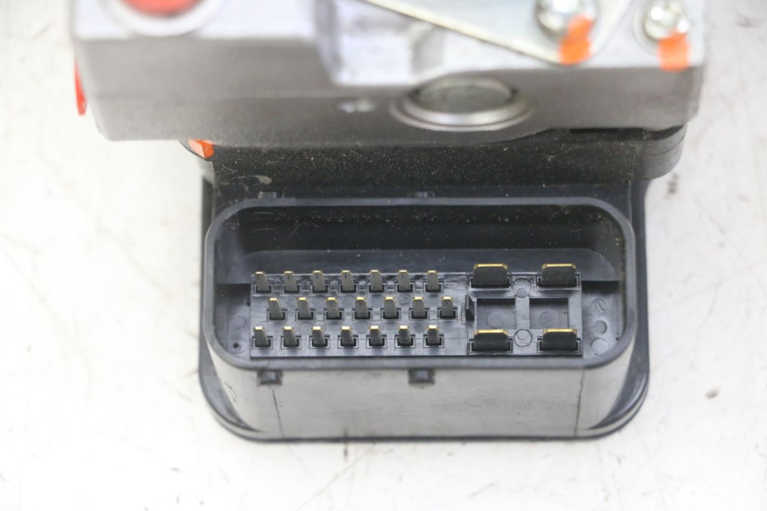 photo de ABS PUMP HONDA FORZA ABS 300 (2013 - 2017) - Checked used part