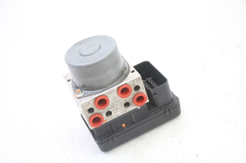 photo de ABS PUMP SUZUKI GSR 750 (2011 - 2017) - Main view