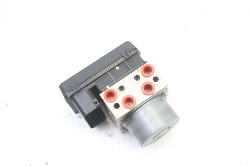 photo de ABS PUMP SUZUKI GSR 750 (2011 - 2017) - Component detail