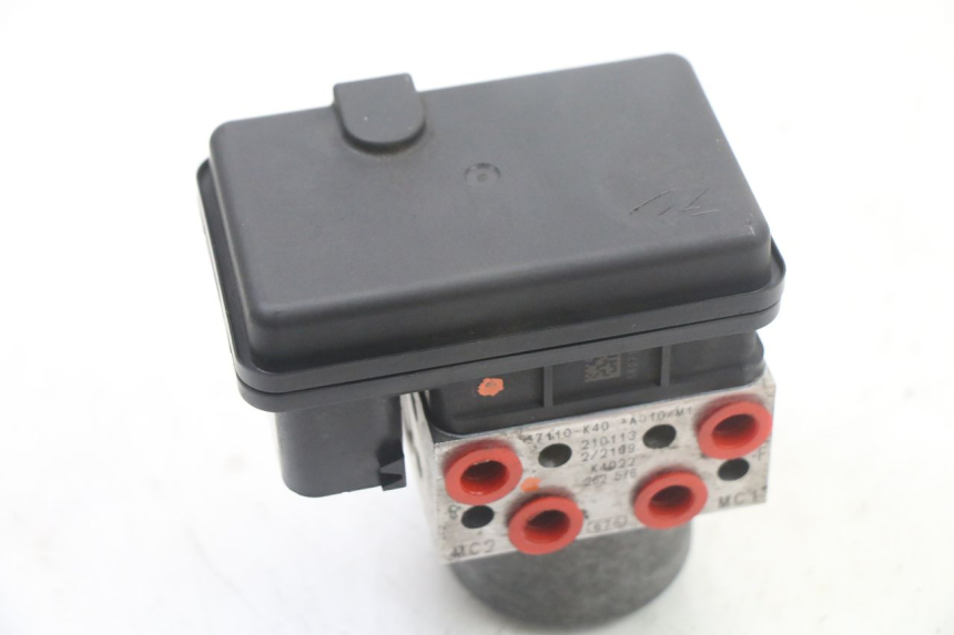 photo de ABS PUMP HONDA FORZA 125 (2021 - 2025) - Fixing points details