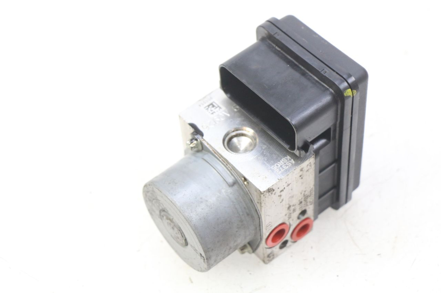 photo de ABS PUMP PIAGGIO LIBERTY IGET S 125 (2016 - 2020) - Zoom on usage condition