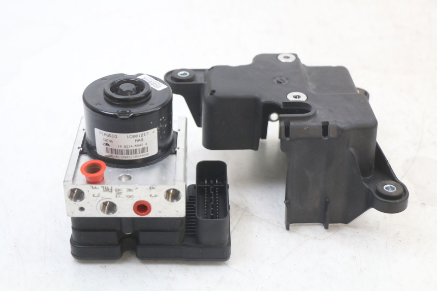 photo de ABS PUMP PIAGGIO MP3 HPE 350 (2018 - 2020) - Main view