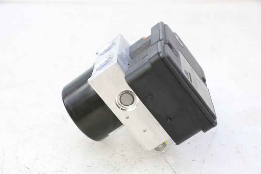 photo de ABS PUMP PIAGGIO MP3 HPE 310 (2024 - 2025) - Product overview