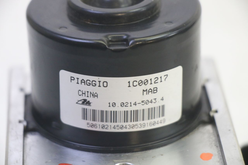 photo de ABS PUMP PIAGGIO MP3 HPE 350 (2018 - 2020) - Zoom on usage condition