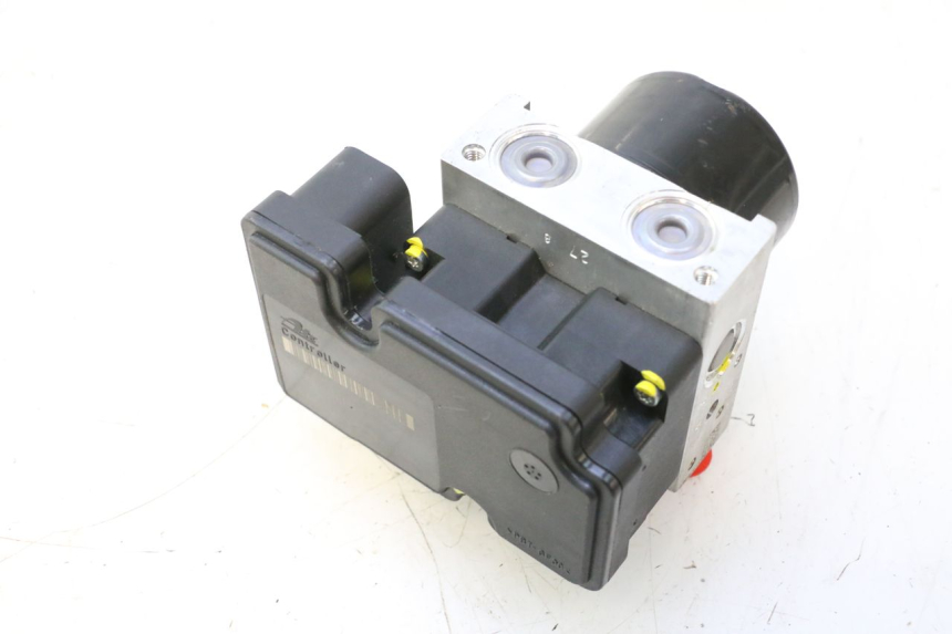 photo de ABS PUMP PIAGGIO MP3 HPE 530 (2022 - 2026) - Zoom on usage condition