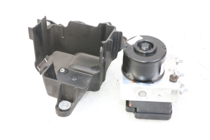 photo de ABS PUMP PIAGGIO MP3 500 (2014 - 2017) - Main view