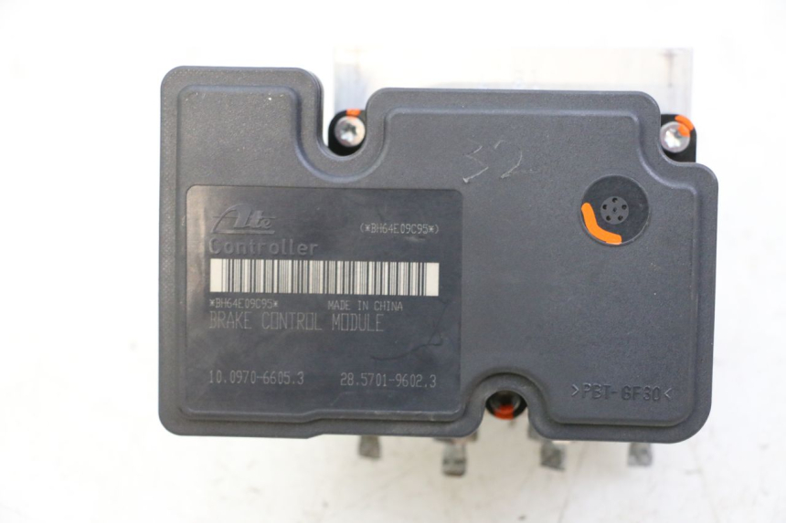photo de ABS PUMP PIAGGIO MP3 500 (2014 - 2017) - Product overview