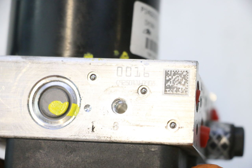 photo de ABS PUMP PIAGGIO MP3 500 (2016 - 2018) - Component detail