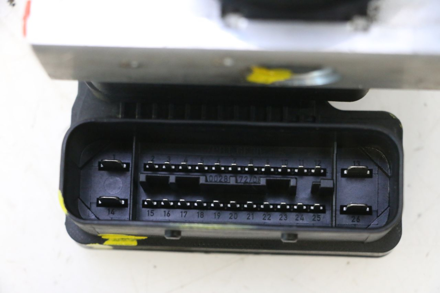 photo de ABS PUMP PIAGGIO MP3 500 (2016 - 2018) - Fixing points details