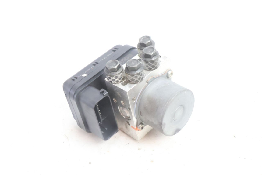 photo de ABS PUMP YAMAHA N-MAX NMAX 125 (2021 - 2024) - Alternative perspective