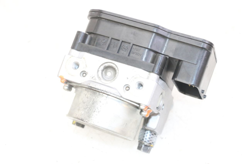 photo de ABS PUMP PEUGEOT SATELIS 125 (2013 - 2018) - Surface and material condition